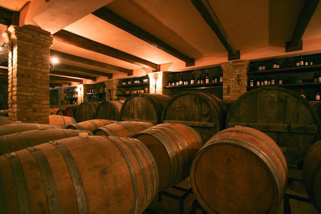 Azienda Vitivinicola Sergio Del Casale Vasto Exterior photo